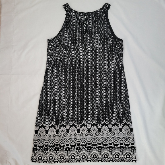 White House Black Market Dress Sleeveless Embroidered Size M - Picture 9 of 13